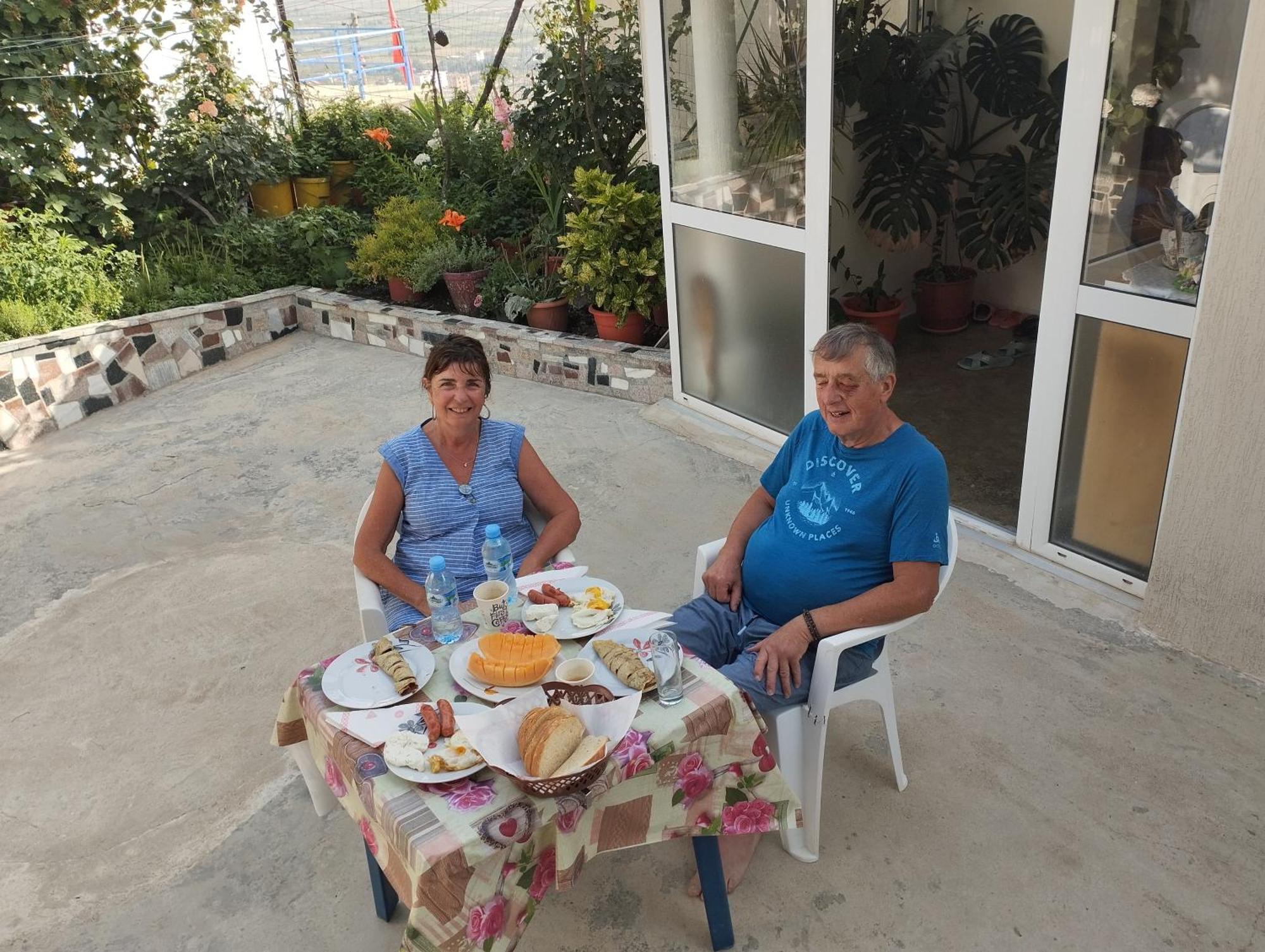 Rondo Guesthouse Gjirokastër Exteriér fotografie